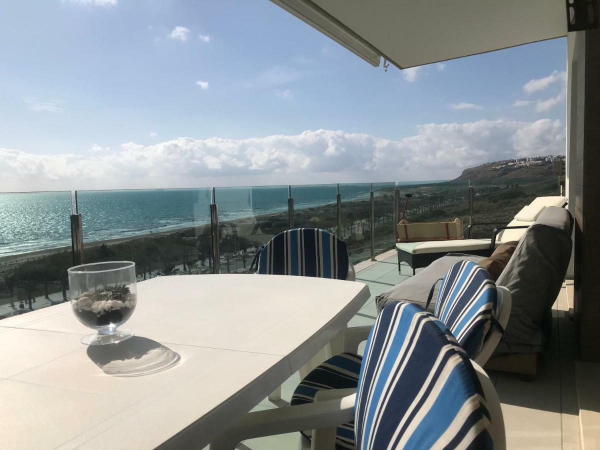 Great Views First Line Teleworkers And Families Unforgetable Apartment آريناليس ديل سول المظهر الخارجي الصورة